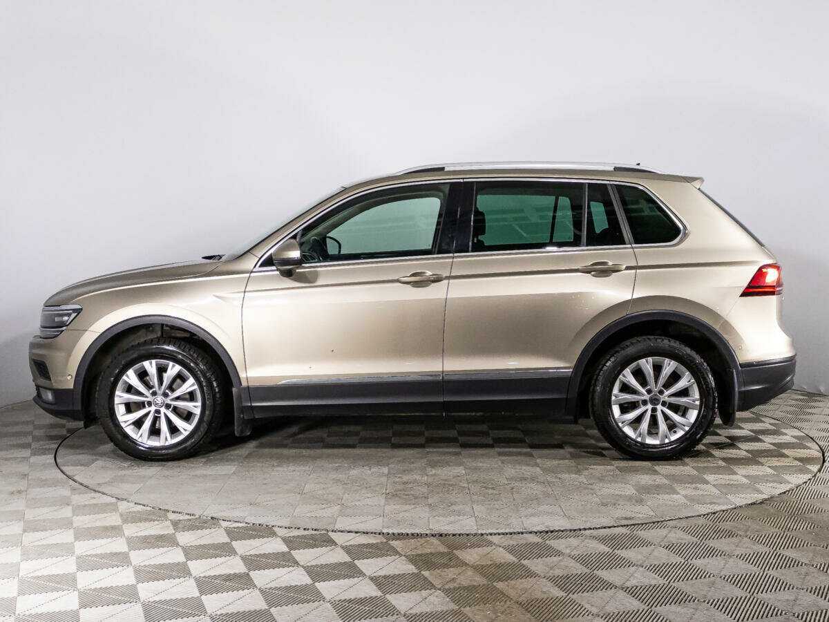 Купить Volkswagen Tiguan с пробегом. Фото: #7