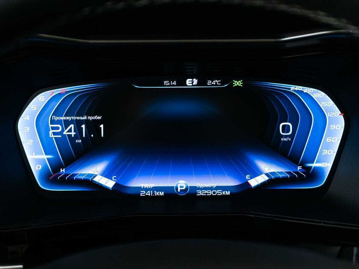 Купить Geely Tugella с пробегом. Фото: #11