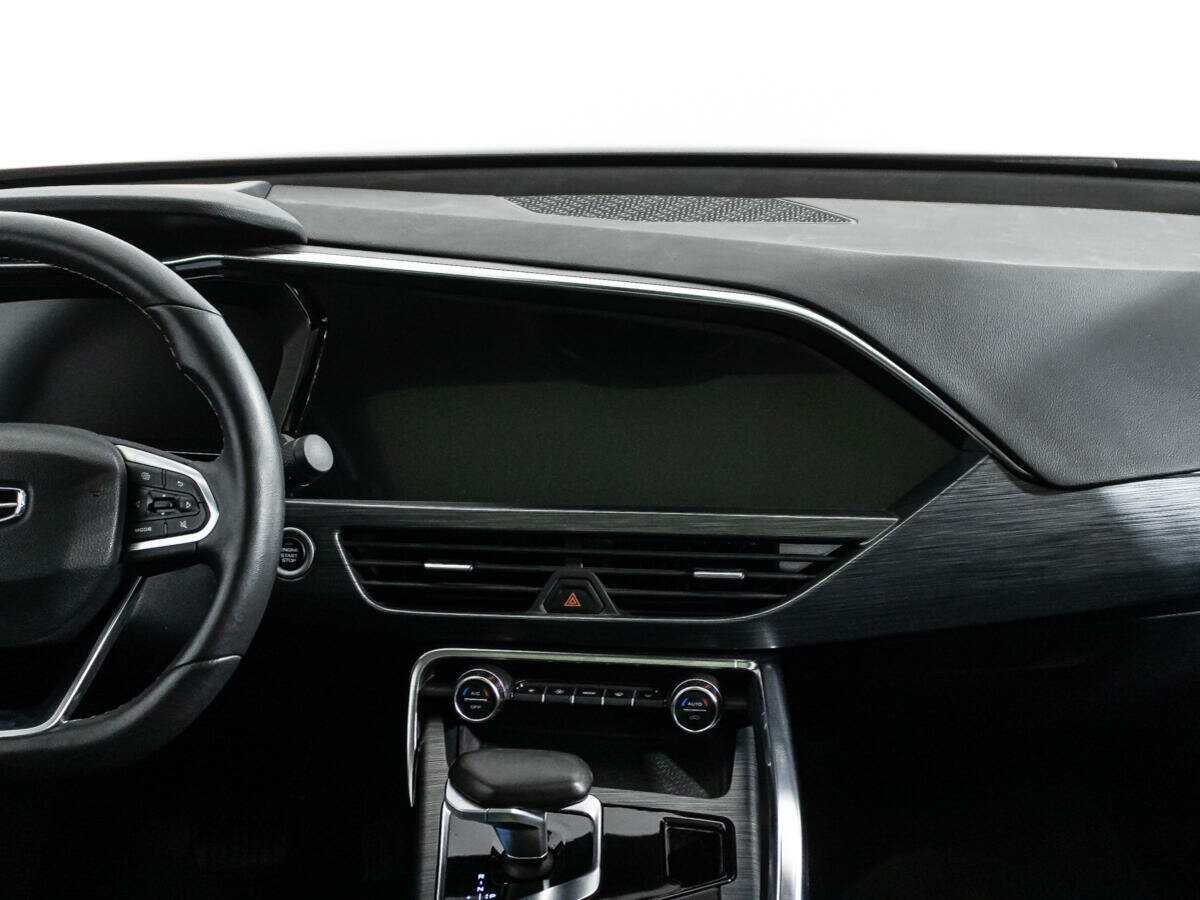 Купить Geely Tugella с пробегом. Фото: #13