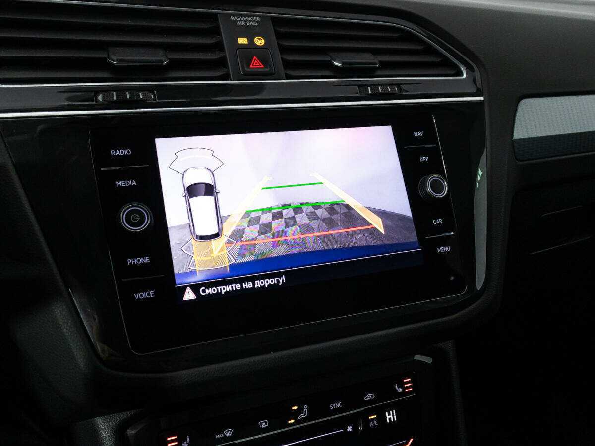 Купить Volkswagen Tiguan с пробегом. Фото: #15