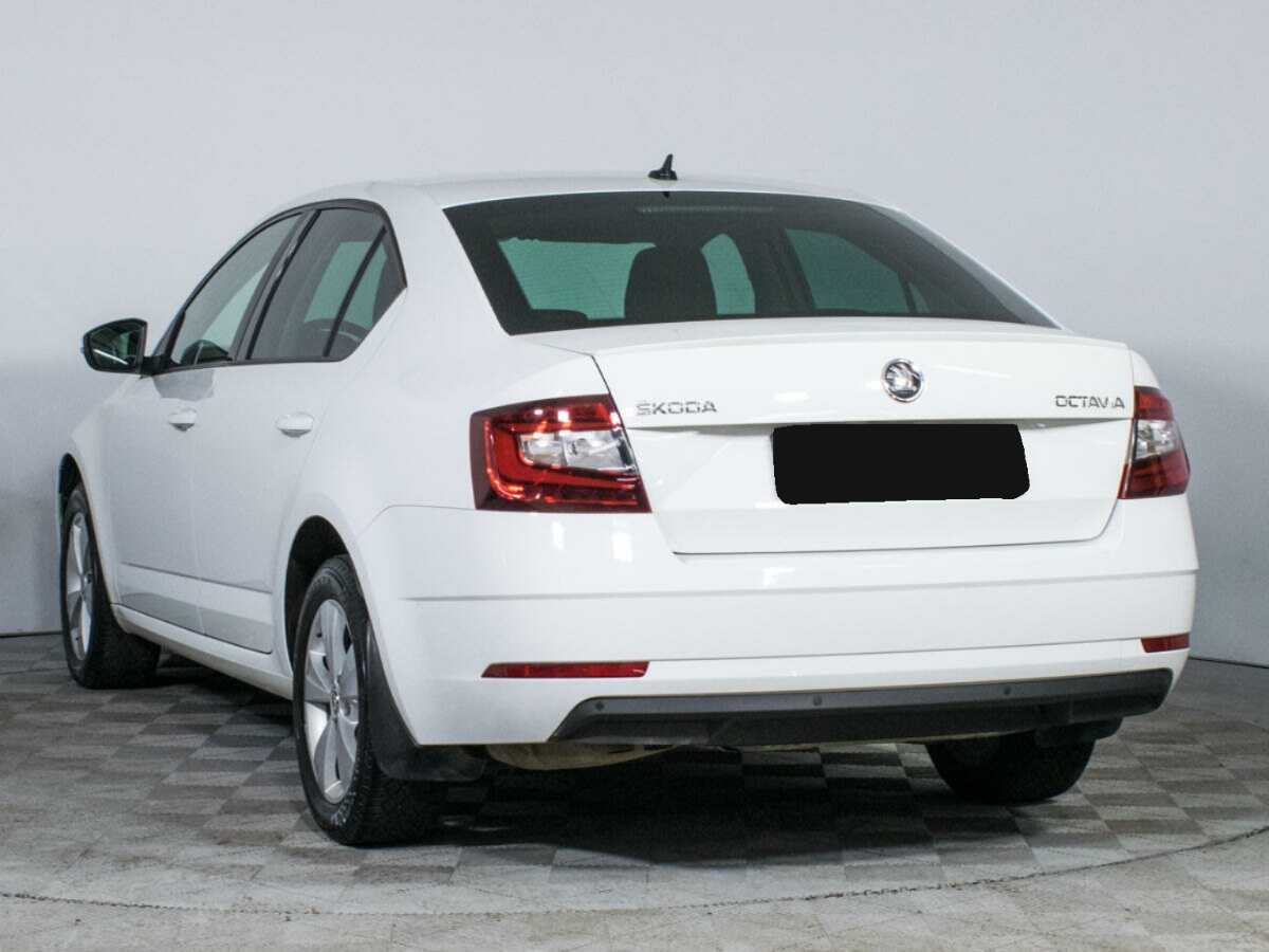 Купить Skoda Octavia с пробегом. Фото: #6