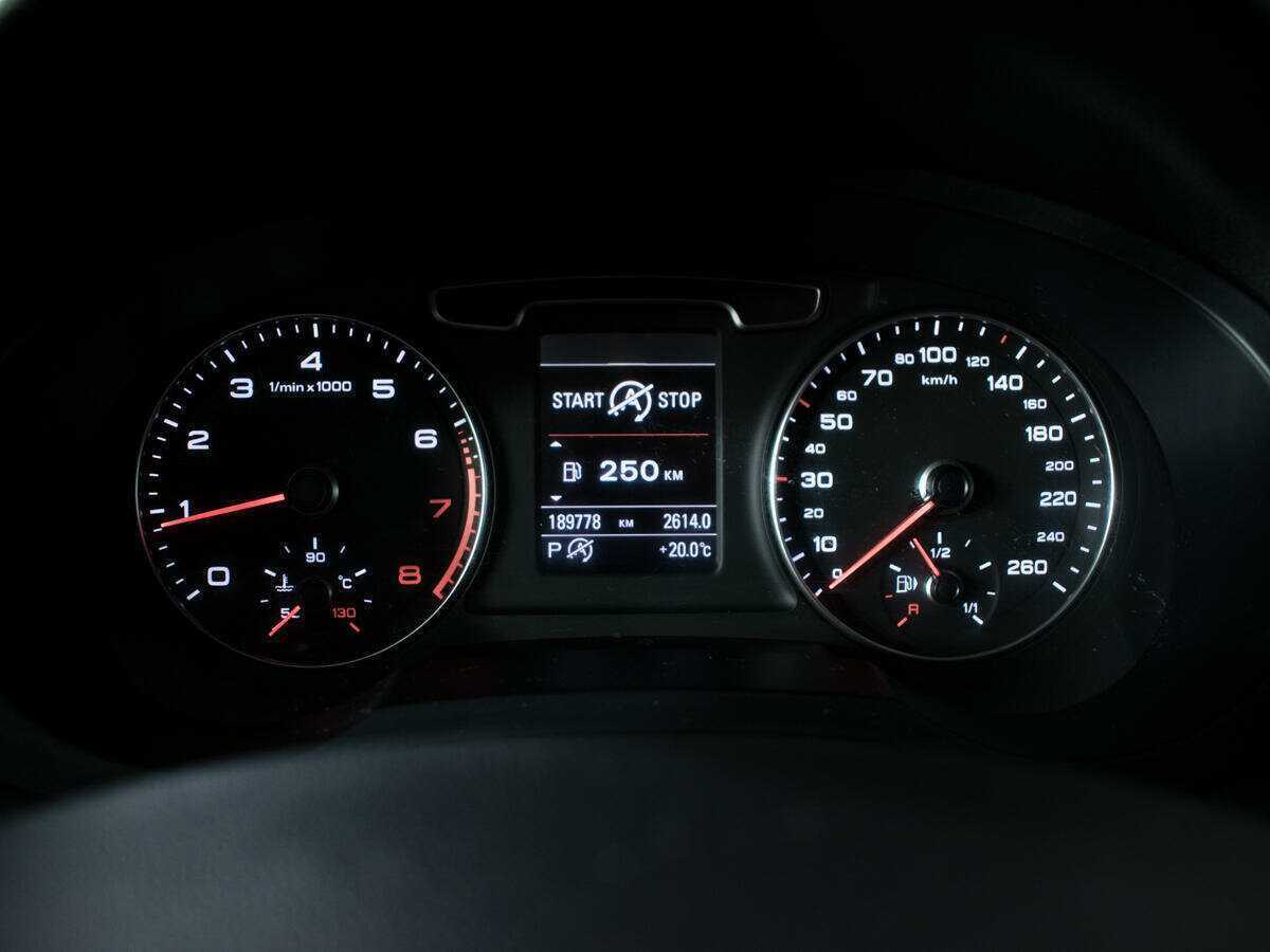 Купить Audi Q3 с пробегом. Фото: #10