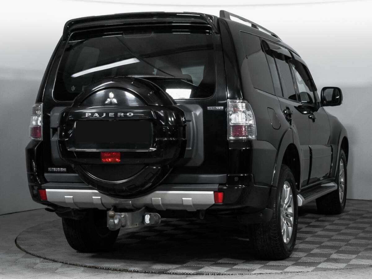 Купить Mitsubishi Pajero с пробегом. Фото: #4