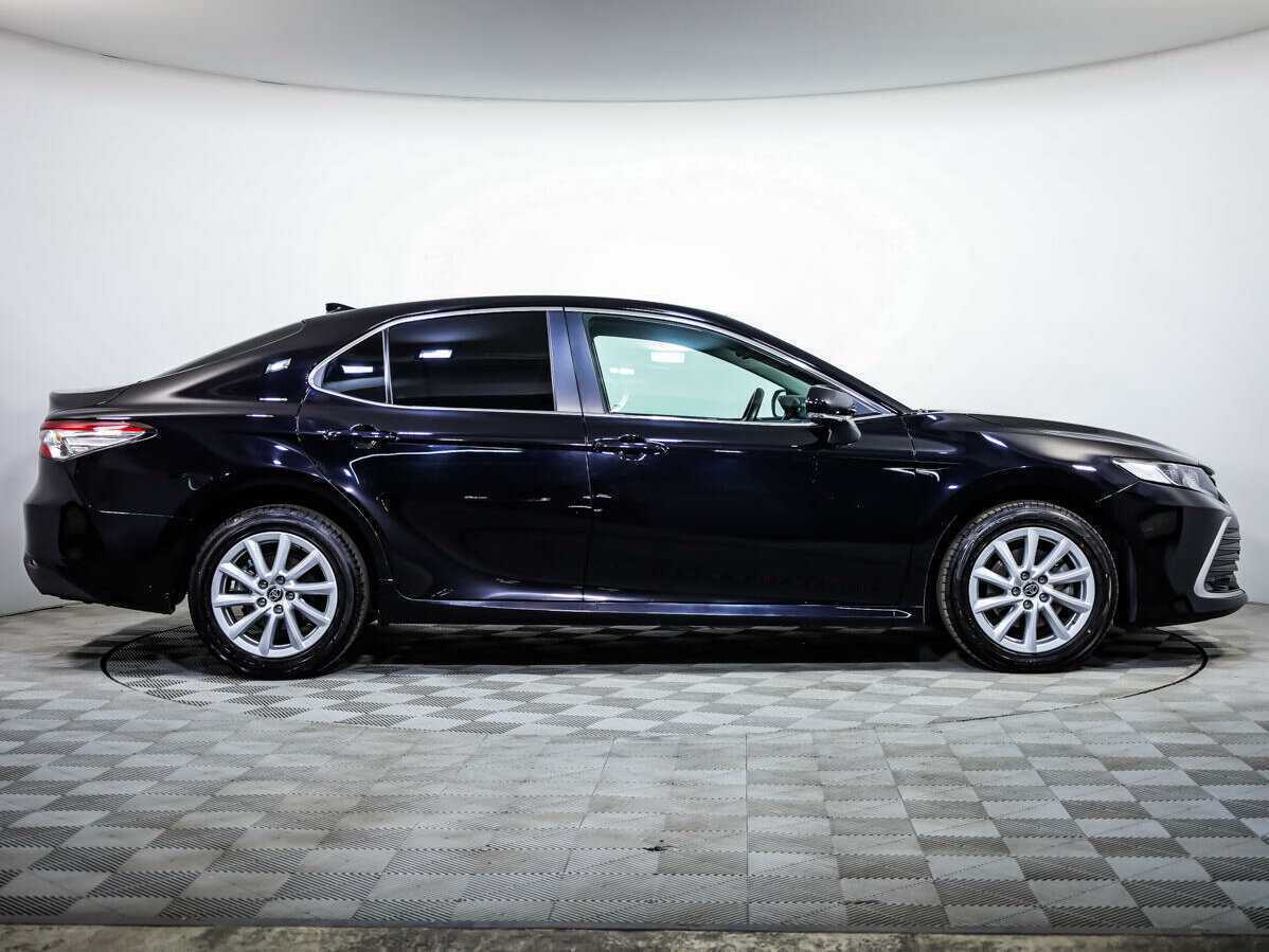Купить Toyota Camry с пробегом. Фото: #2