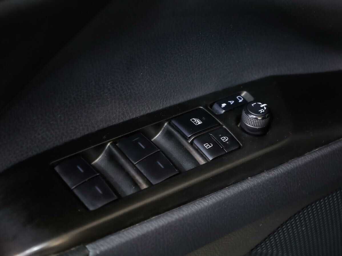 Купить Toyota Camry с пробегом. Фото: #15