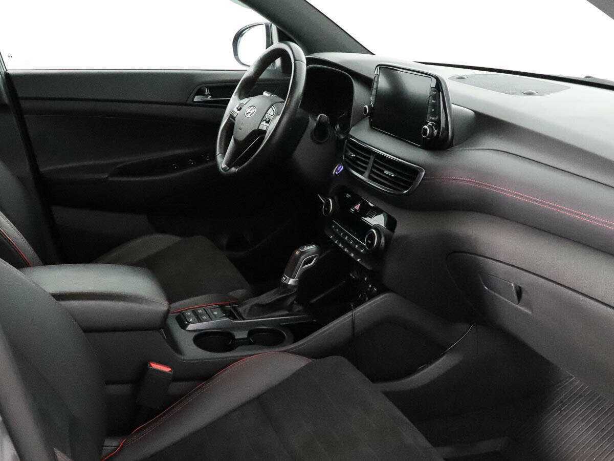 Купить Hyundai Tucson с пробегом. Фото: #8