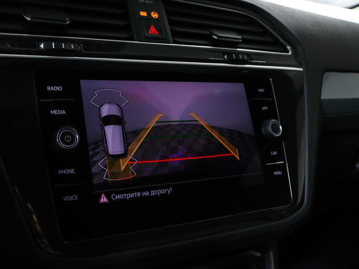 Купить Volkswagen Tiguan с пробегом. Фото: #12