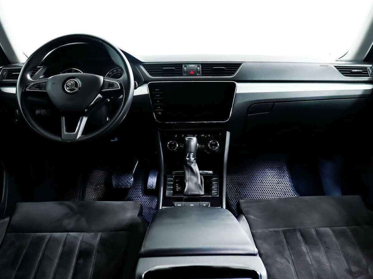 Купить Skoda Superb с пробегом. Фото: #8