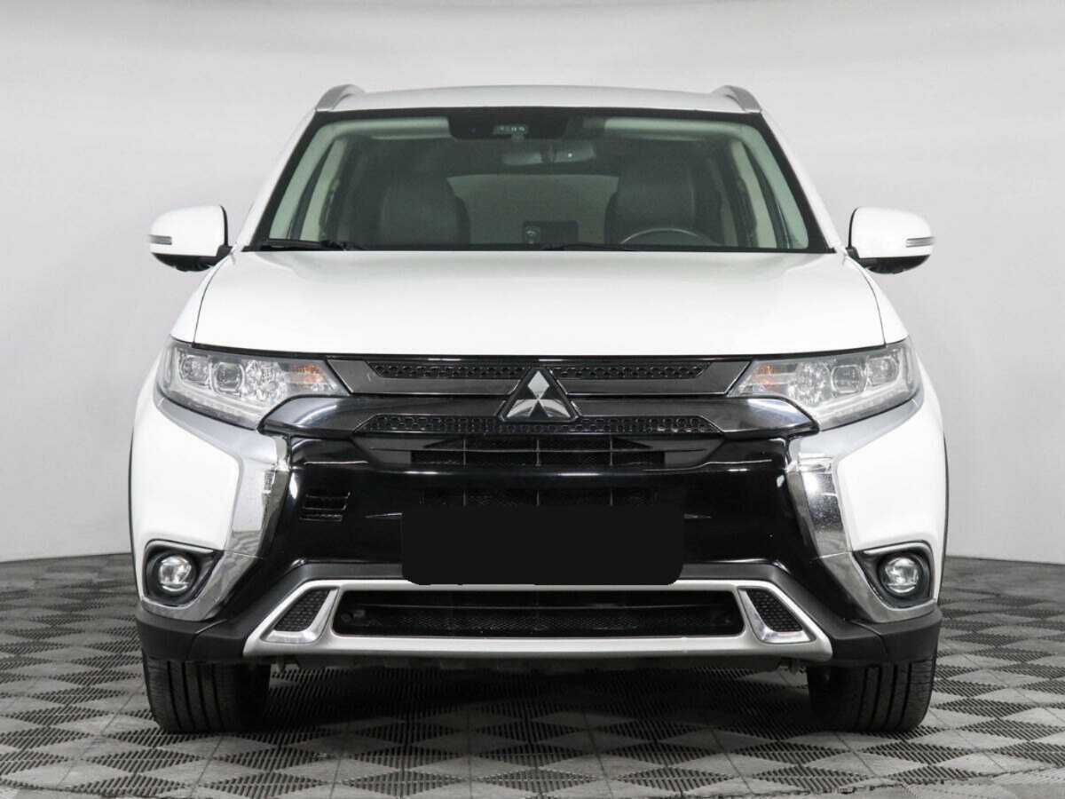 Купить Mitsubishi Outlander с пробегом. Фото: #1