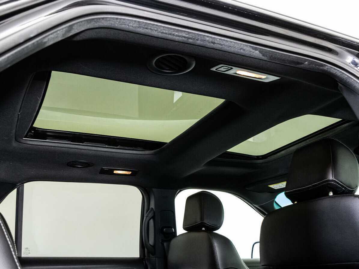 Купить Ford Explorer с пробегом. Фото: #14