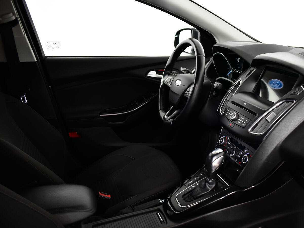 Купить Ford Focus с пробегом. Фото: #8