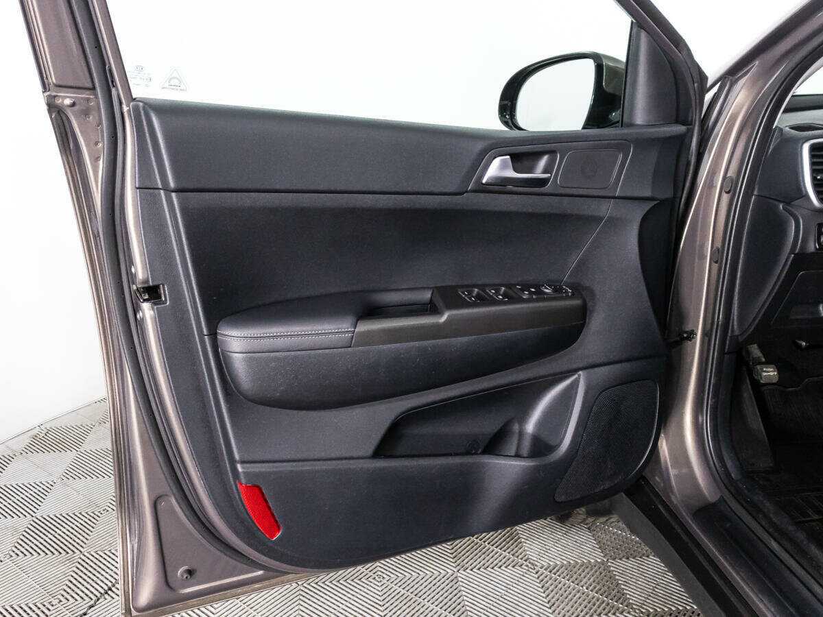 Купить Kia Sportage с пробегом. Фото: #21