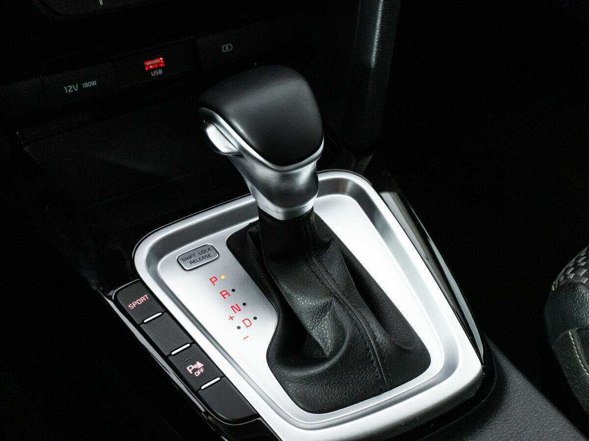 Купить Kia Ceed с пробегом. Фото: #17