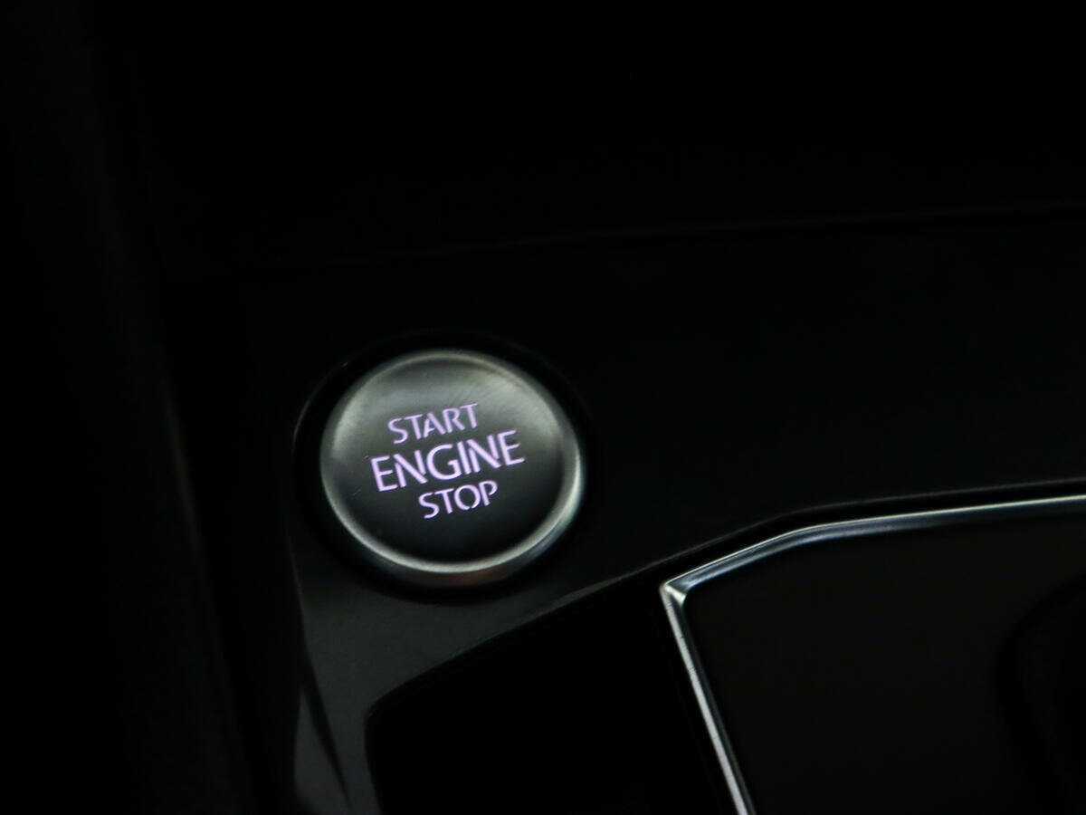 Купить Volkswagen Tiguan с пробегом. Фото: #17