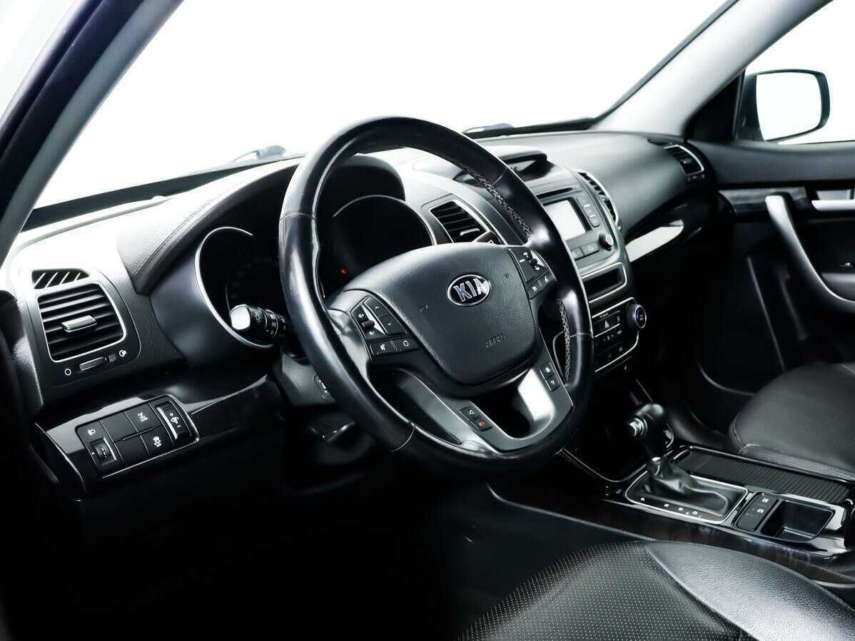 Купить Kia Sorento с пробегом. Фото: #10