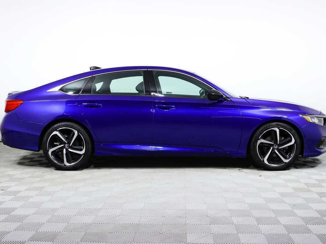 Купить Honda Accord с пробегом. Фото: #3
