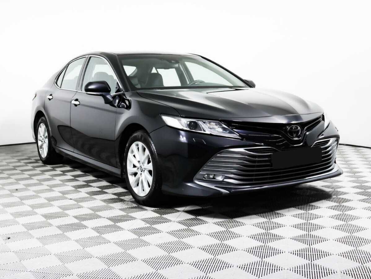 Купить Toyota Camry с пробегом. Фото: #2