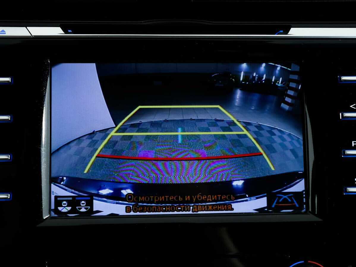 Купить Toyota Camry с пробегом. Фото: #11