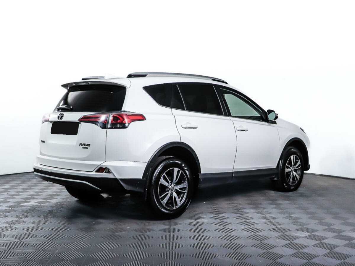 Купить Toyota RAV4 с пробегом. Фото: #4