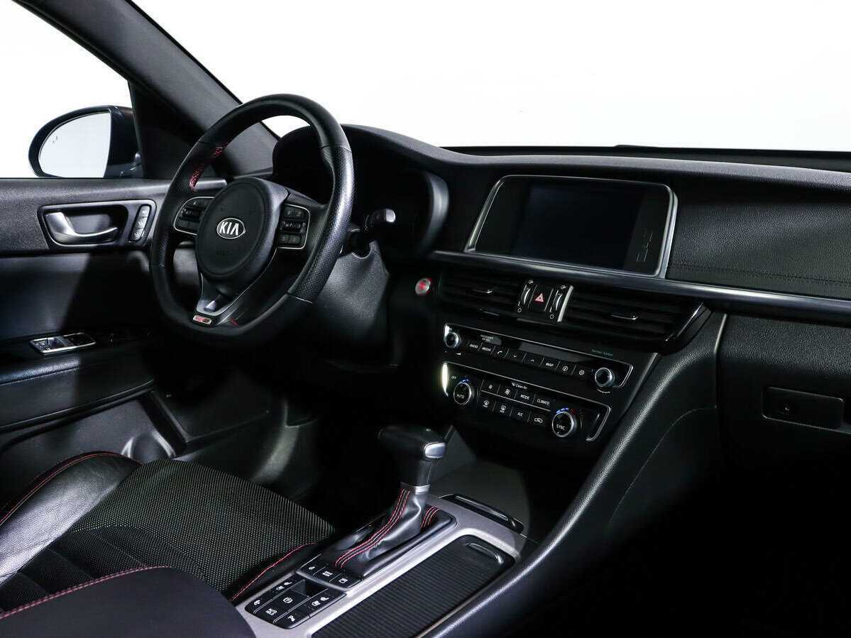 Купить Kia Optima с пробегом. Фото: #8
