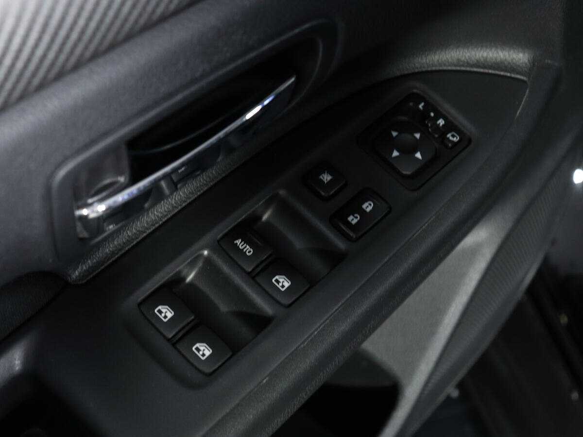 Купить Mitsubishi Outlander с пробегом. Фото: #14