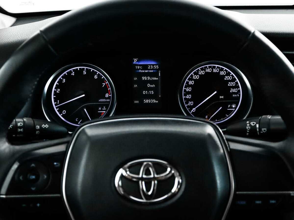 Купить Toyota Camry с пробегом. Фото: #15