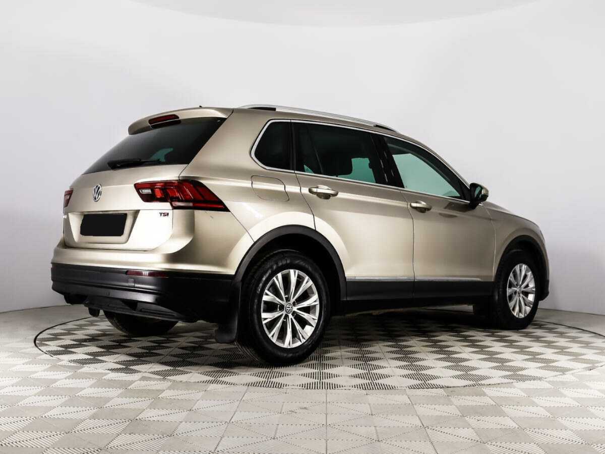 Купить Volkswagen Tiguan с пробегом. Фото: #4