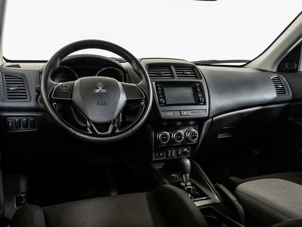 Купить Mitsubishi ASX с пробегом. Фото: #8