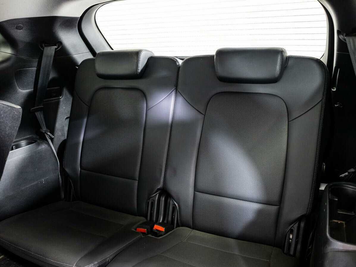 Купить Hyundai Santa Fe с пробегом. Фото: #17