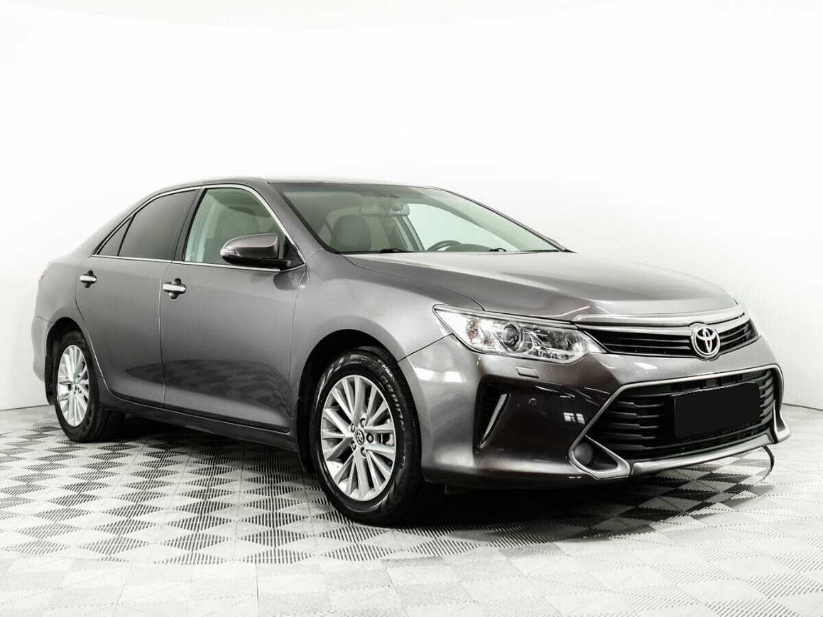 Купить Toyota Camry с пробегом. Фото: #2