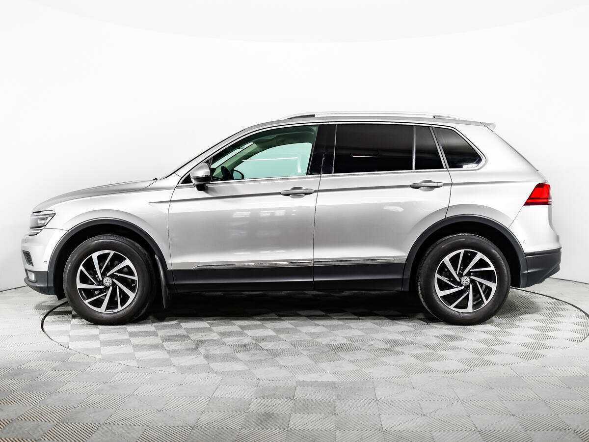 Купить Volkswagen Tiguan с пробегом. Фото: #9