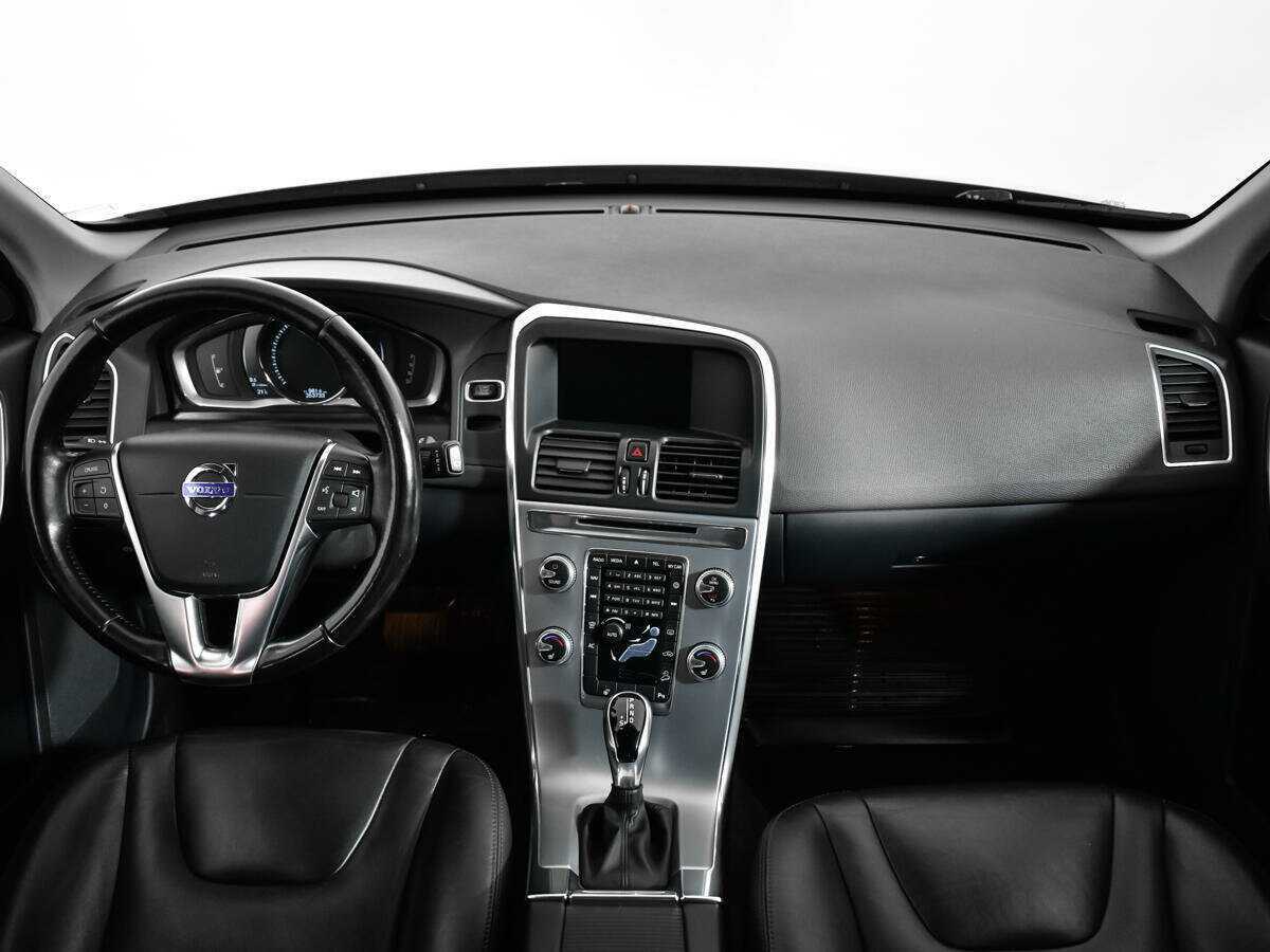 Купить Volvo XC60 с пробегом. Фото: #11
