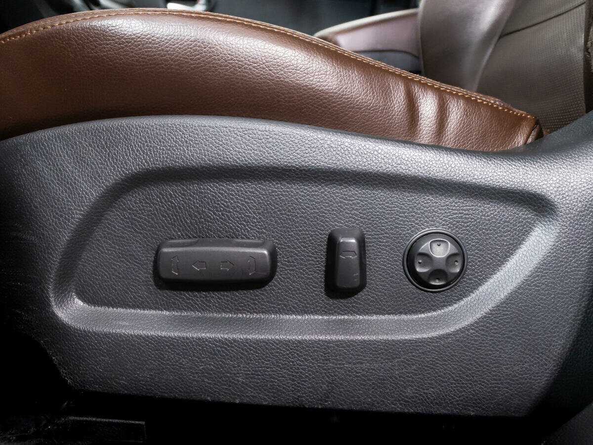 Купить Hyundai Santa Fe с пробегом. Фото: #19