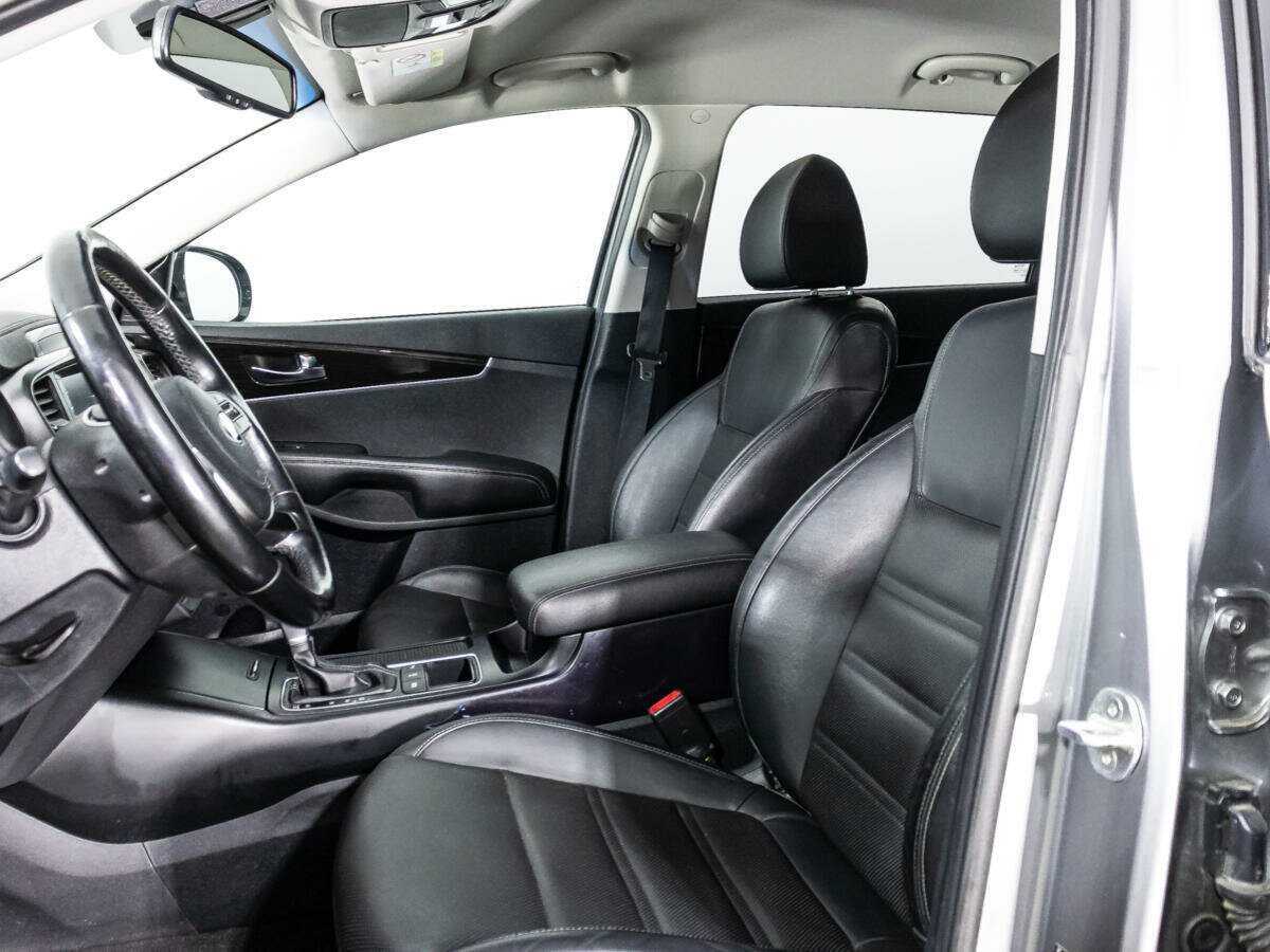 Купить Kia Sorento с пробегом. Фото: #21