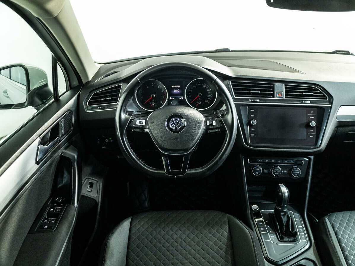 Купить Volkswagen Tiguan с пробегом. Фото: #13