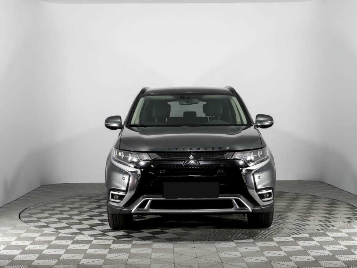 Купить Mitsubishi Outlander с пробегом. Фото: #1