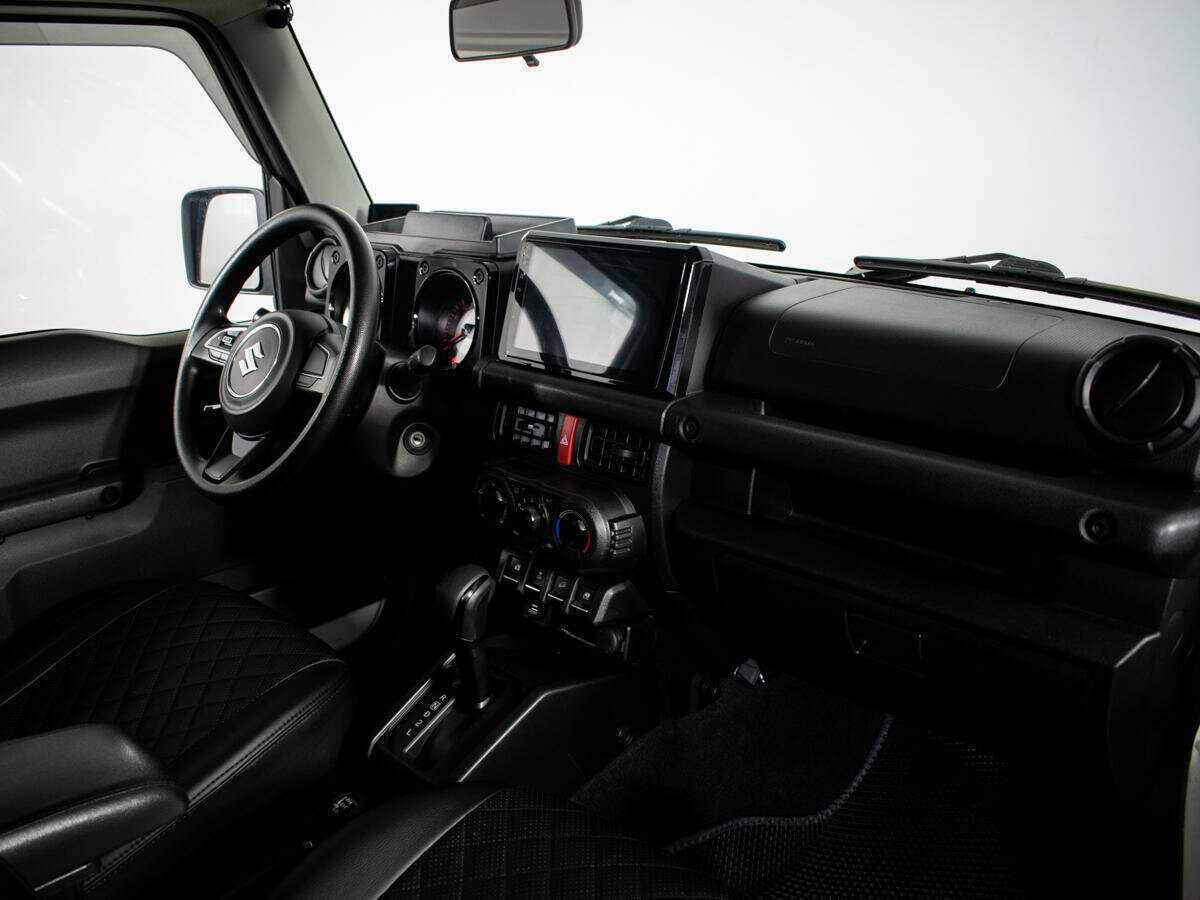 Купить Suzuki Jimny с пробегом. Фото: #5