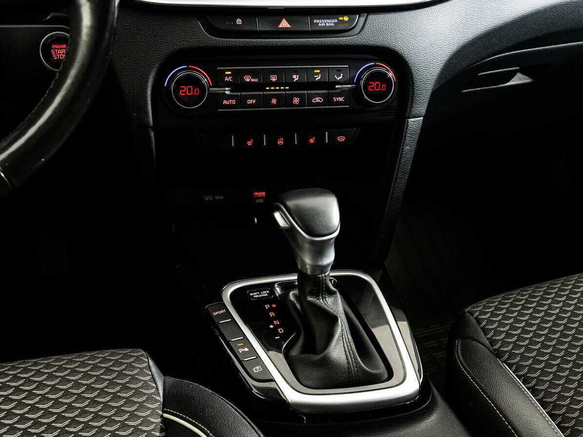 Купить Kia Ceed с пробегом. Фото: #11