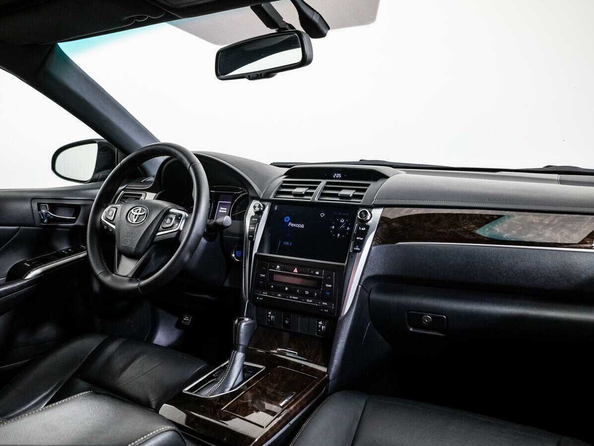 Купить Toyota Camry с пробегом. Фото: #8