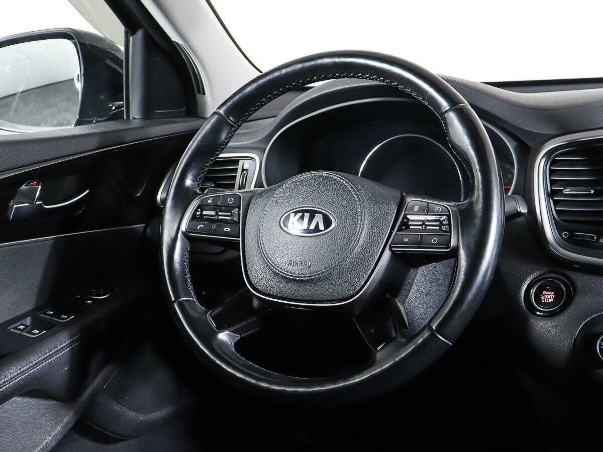 Купить Kia Sorento с пробегом. Фото: #15