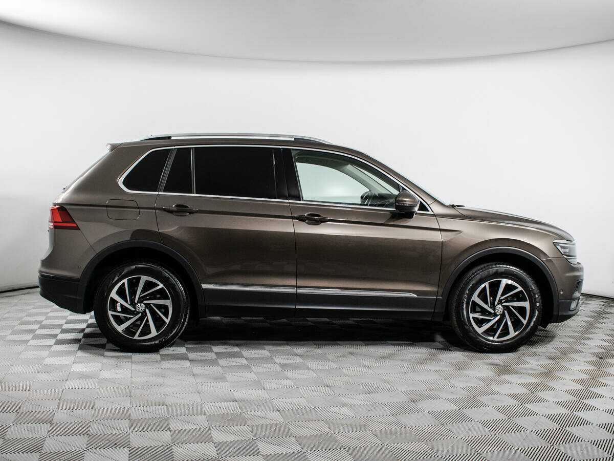Купить Volkswagen Tiguan с пробегом. Фото: #3