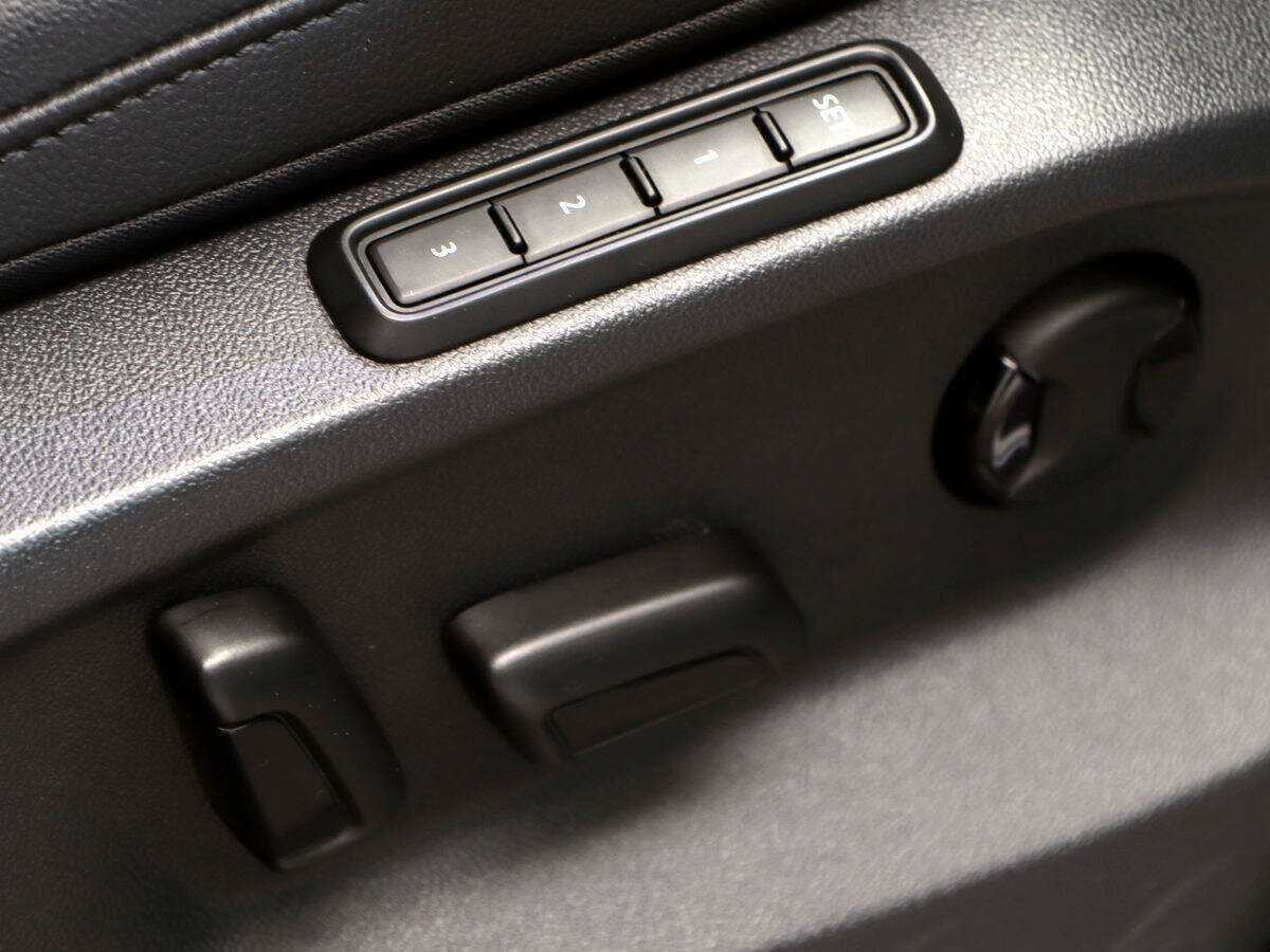 Купить Volkswagen Tiguan с пробегом. Фото: #10