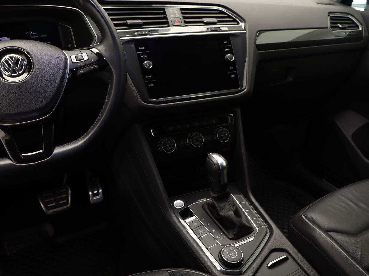 Купить Volkswagen Tiguan с пробегом. Фото: #15