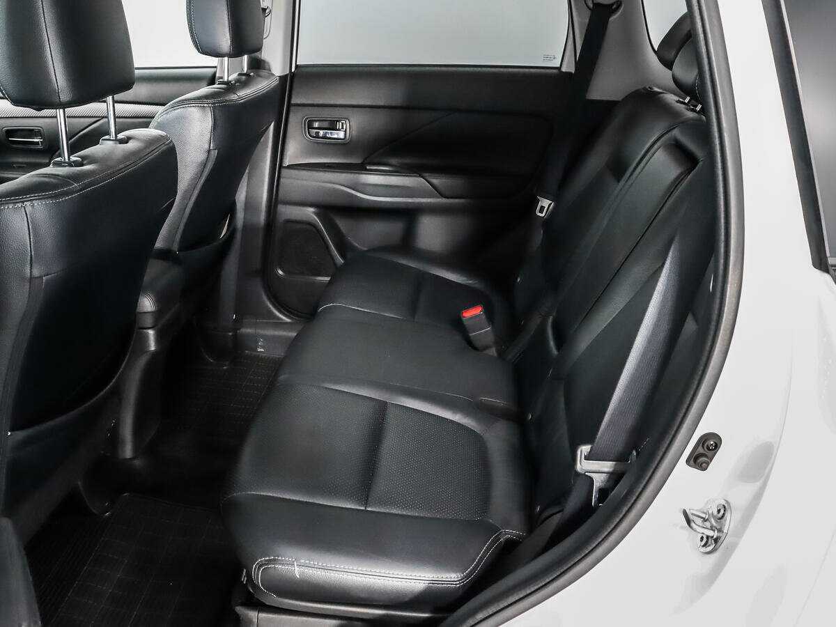 Продажа Б/У Митсубиши Оутлэндер. Фото: #11