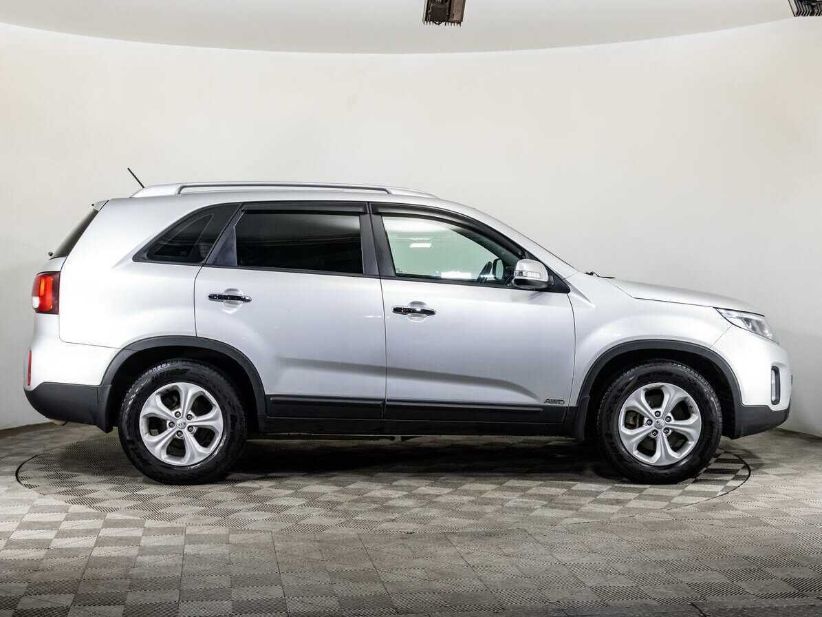 Купить Kia Sorento с пробегом. Фото: #3