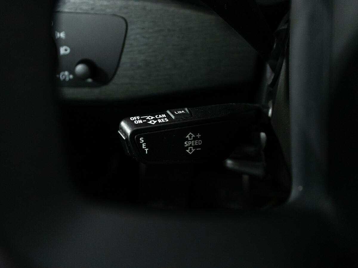 Купить Audi A4 с пробегом. Фото: #19