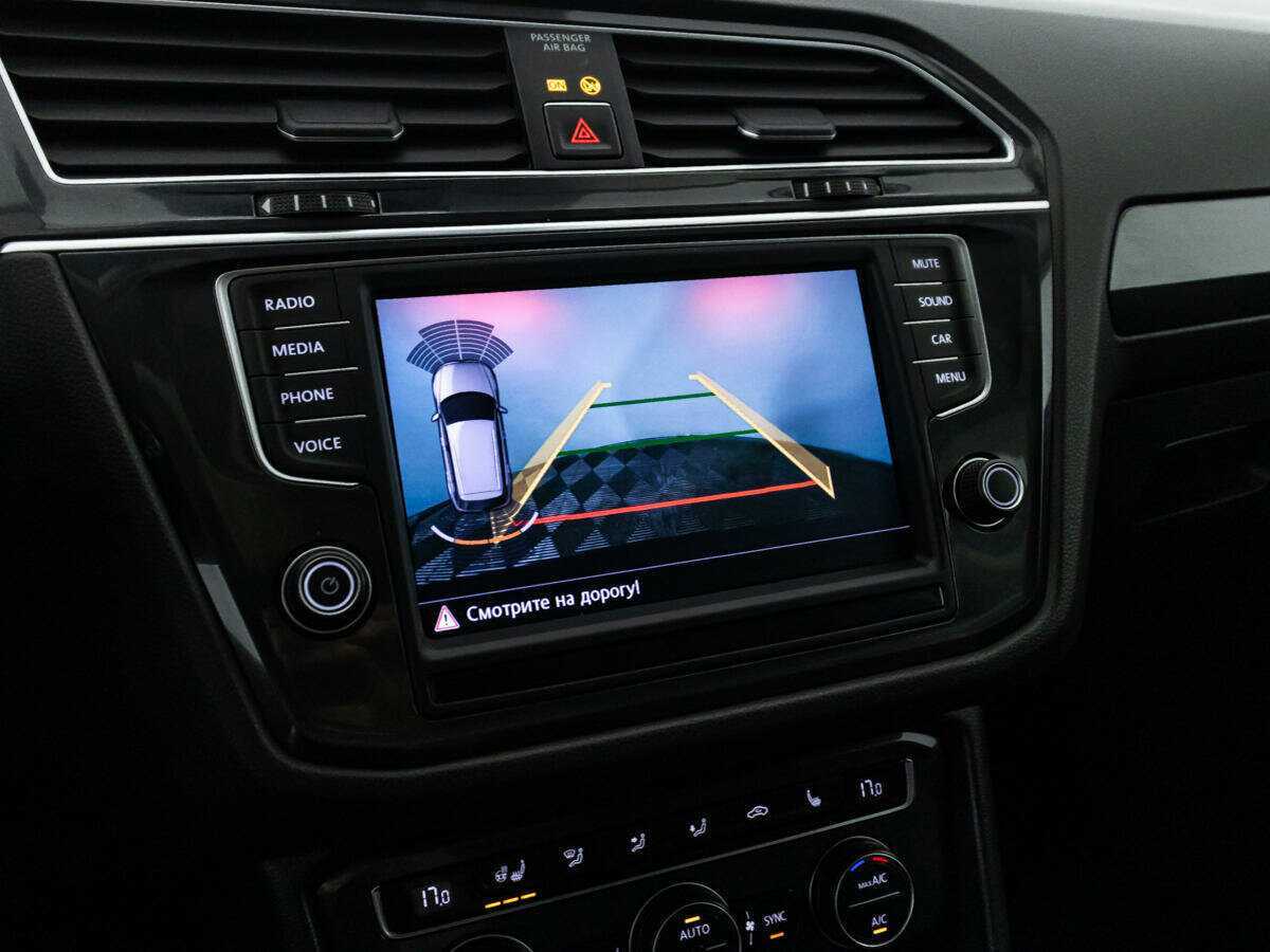 Купить Volkswagen Tiguan с пробегом. Фото: #15