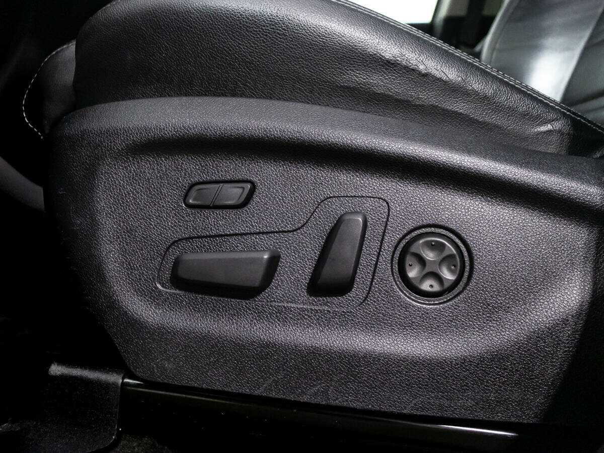 Купить Kia Sorento с пробегом. Фото: #20