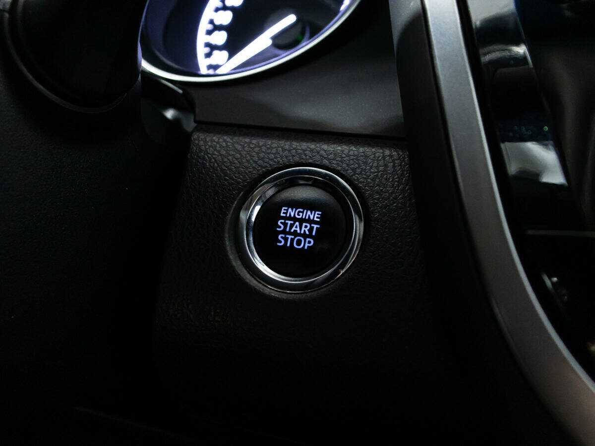 Купить Toyota Camry с пробегом. Фото: #16