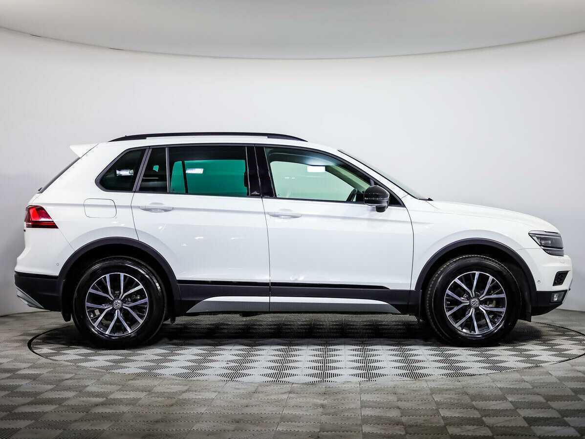 Купить Volkswagen Tiguan с пробегом. Фото: #2
